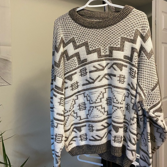 Vintage Sweater - Picture 1 of 3